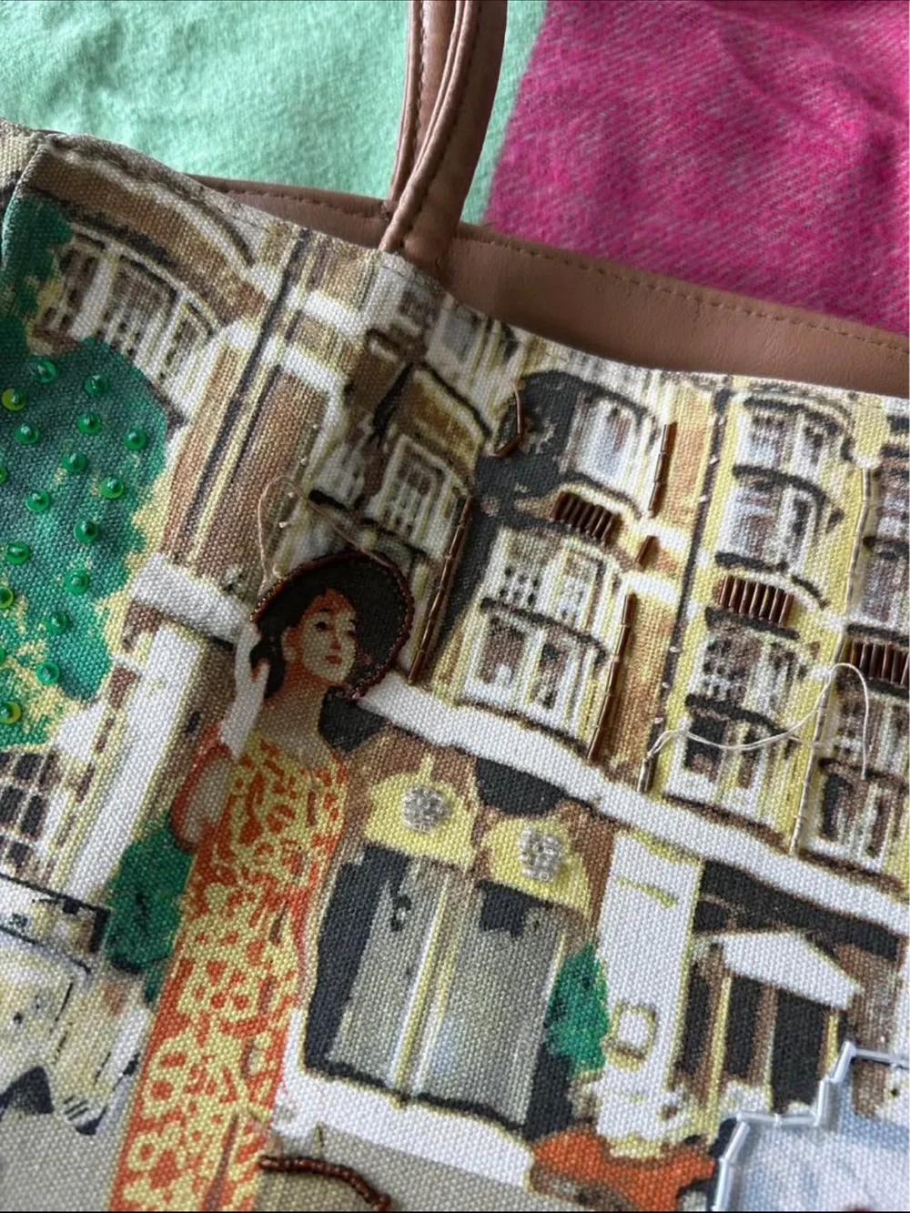 Vintage City Scene Canvas Tote Bag in Multicolor